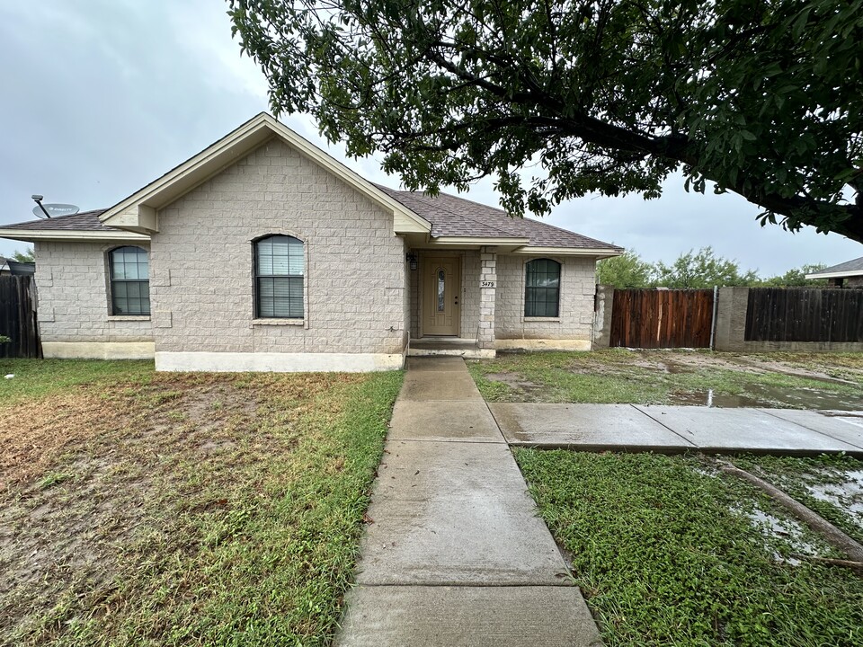 3479 Trey Dr in Eagle Pass, TX - Building Photo