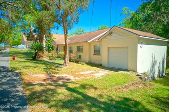 246 Bell Ave in Brooksville, FL - Building Photo - Building Photo