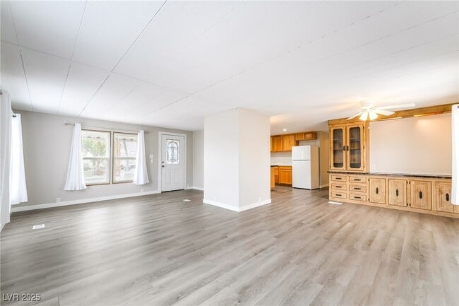 property at 2847 Mammoth Ct