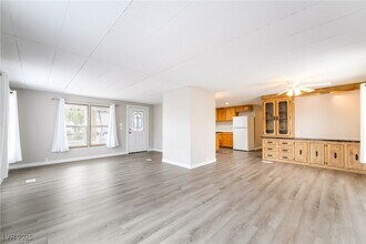 2847 Mammoth Ct in Las Vegas, NV - Building Photo - Building Photo