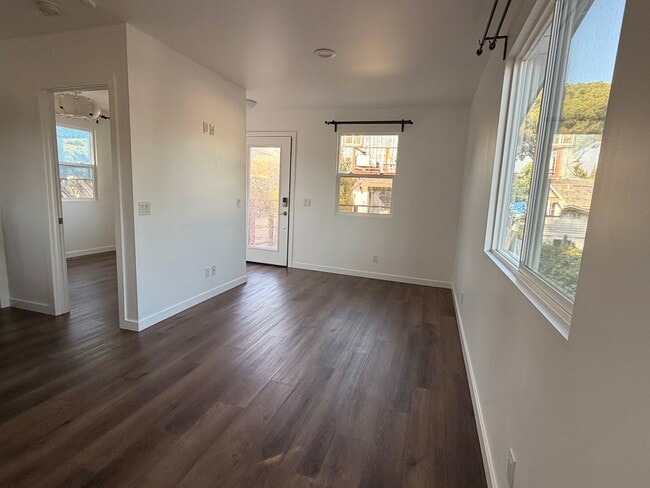 4912 Mendota Ave in Los Angeles, CA - Building Photo - Building Photo