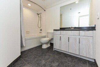 110 N Federal Hwy in Fort Lauderdale, FL - Foto de edificio - Building Photo