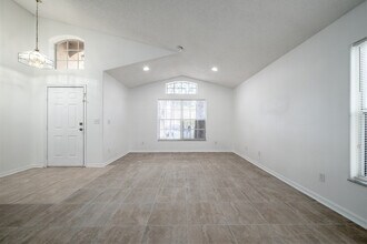10478 Sun Villa Blvd in Orlando, FL - Building Photo - Building Photo