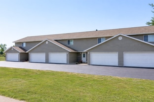Mark Ave Townhomes in Tomah, WI - Building Photo