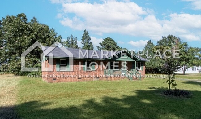 2141 Leavensworth Rd in Darlington, SC - Building Photo - Building Photo