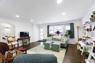 39 Park Terrace in Caldwell, NJ - Building Photo - Building Photo