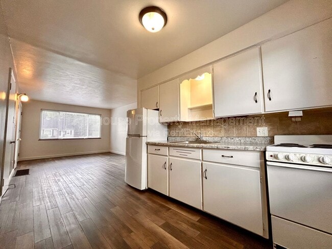 property at 2278 Nelson Ave SE