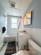 39 Dana St, Unit B in Cambridge, MA - Foto de edificio - Building Photo