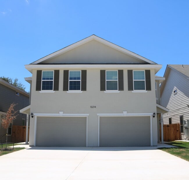 property at 10214 Lynwood Vlg