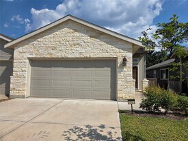 25552 Starling Ln in Magnolia, TX - Building Photo
