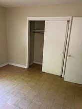 717 9th Ave, Unit B in Albany, GA - Foto de edificio - Building Photo