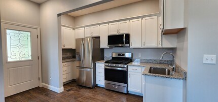 2 Railroad Ave-Unit -102 in Merrimack, NH - Building Photo - Building Photo