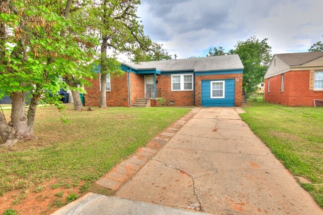 1204 NE 42nd St in Oklahoma City, OK - Building Photo - Building Photo