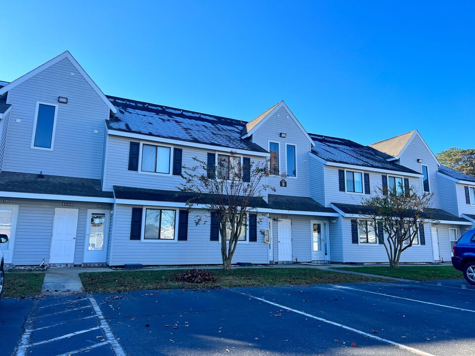 500 Fairway Vlg in Myrtle Beach, SC - Building Photo