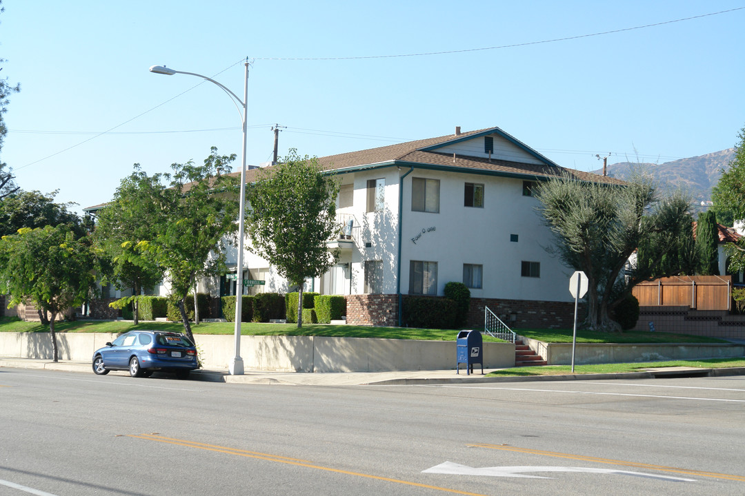401 Cornell Dr in Burbank, CA - Foto de edificio
