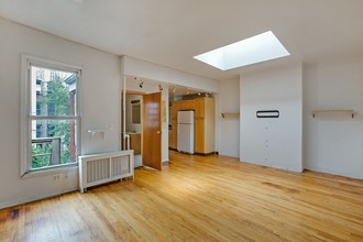 186 Russell St in Brooklyn, NY - Foto de edificio - Interior Photo