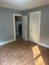 111 Old River Rd in Wilkes-Barre, PA - Building Photo - Interior Photo