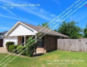 1116 Woodlands Park Dr in Lindale, TX - Foto de edificio - Building Photo