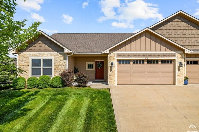 property at 5736 Chimney Rocks Cir