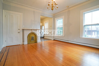 25 Monadnock St-Unit -2 in Boston, MA - Foto de edificio - Building Photo