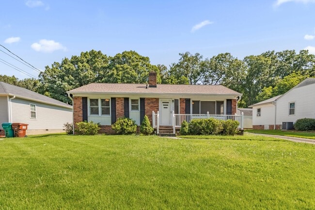 property at 1125 Countryside Dr
