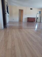 2239 N Frederic St, Unit Views  - 2nd story upper in Burbank, CA - Building Photo - Building Photo