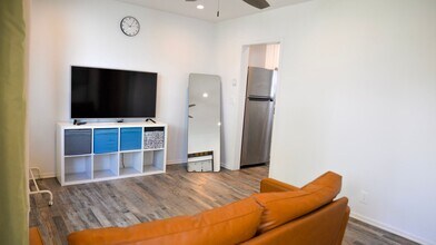 150 Avenida Serra in San Clemente, CA - Building Photo - Building Photo
