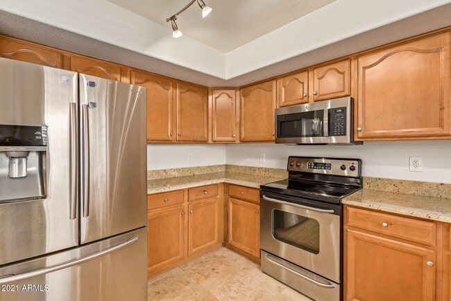 28511 N 25th Ave in Phoenix, AZ - Building Photo - Building Photo