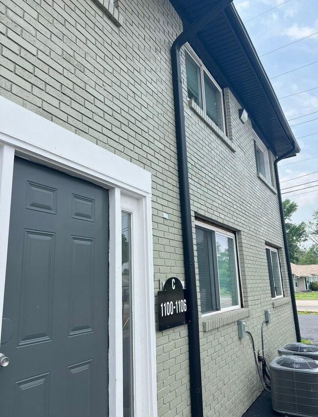 Legacy Commons in Evansville, IN - Foto de edificio - Building Photo
