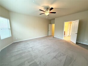 2600 Bechamel Pl in Henderson, NV - Foto de edificio - Building Photo