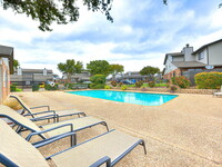 Chisholm Trail Townhomes in Fort Worth, TX - Foto de edificio - Building Photo