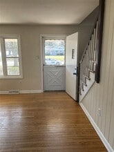 204 S 7th St in Mount Wolf, PA - Building Photo - Building Photo