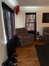 11321 Dove Ave in Cleveland, OH - Building Photo - Building Photo