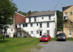 408 - 412 W Lincoln Hwy in Coatesville, PA - Building Photo - Building Photo