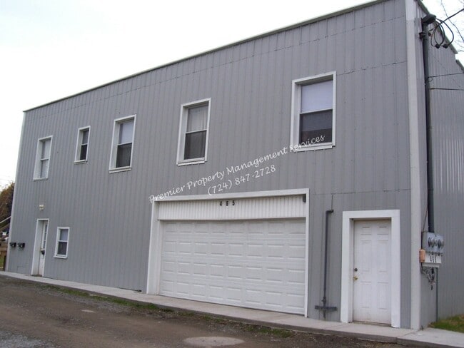 property at 465 E Washington St