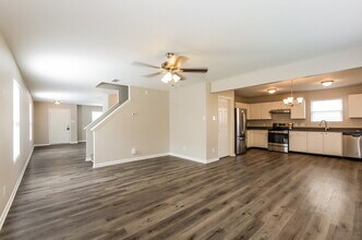 7234 Fox Point Dr in Charlotte, NC - Building Photo - Building Photo