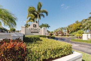 Legacy Palm Gardens in Hialeah, FL - Building Photo
