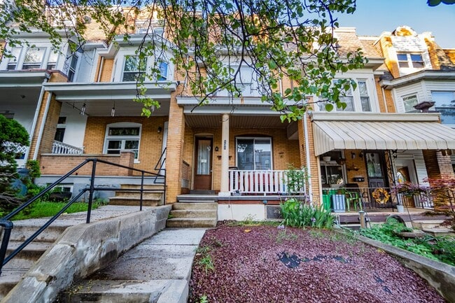property at 131 S 12th St