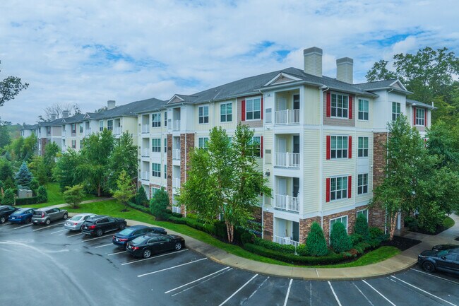 The Point at Merrimack River in Andover, MA - Foto de edificio - Building Photo