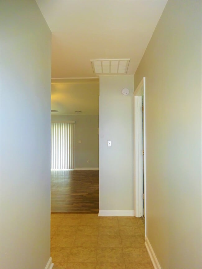 212 Faison Ln in Hubert, NC - Building Photo - Building Photo