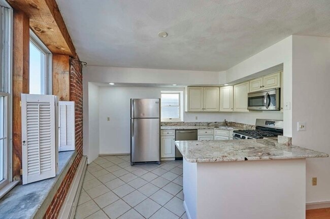 75 Summer St in Salem, MA - Building Photo - Building Photo