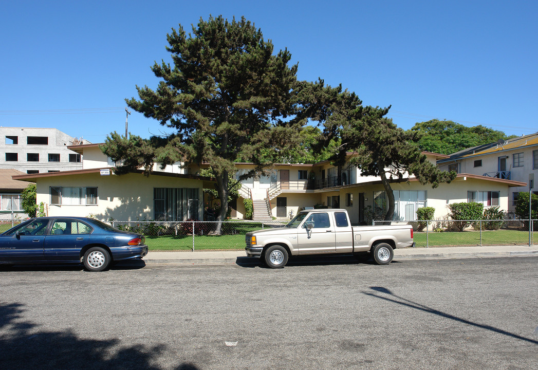 400 N G St in Oxnard, CA - Foto de edificio