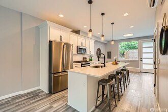 3540 S Graham St in Seattle, WA - Building Photo - Building Photo