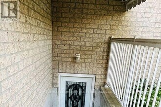 136 Prohill St in Pickering, ON - Building Photo - Building Photo