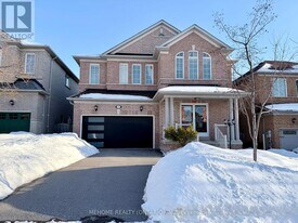 57 Ten Oaks Blvd in Vaughan, ON - Building Photo