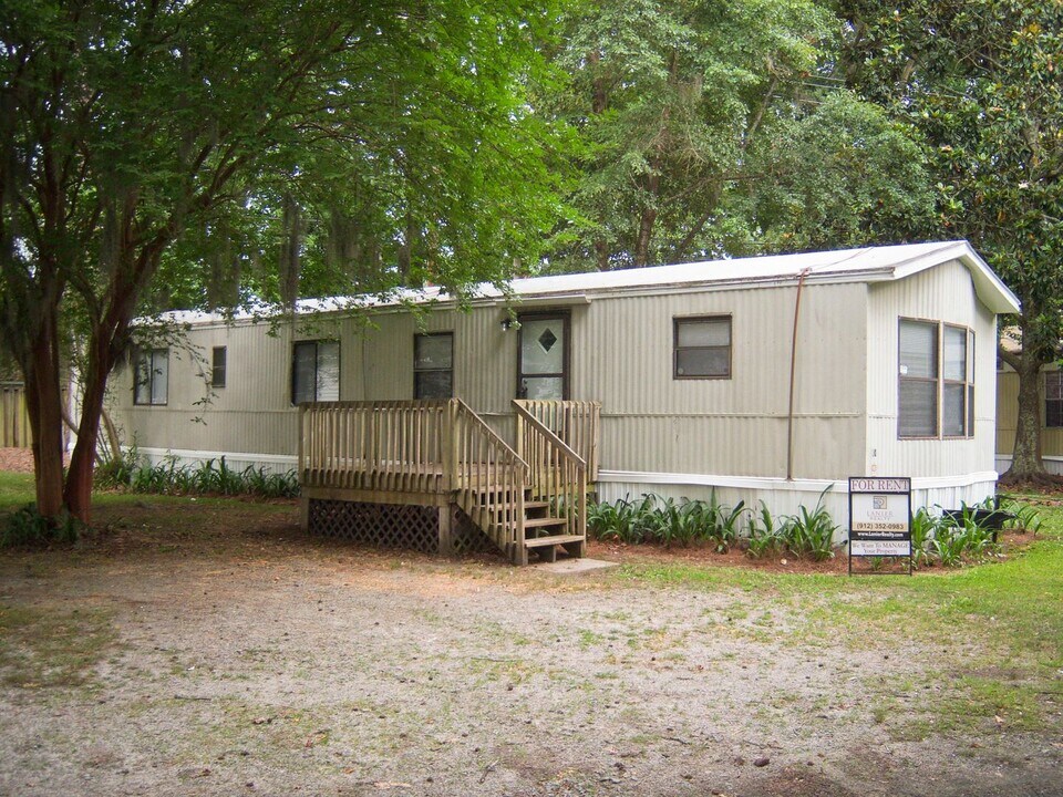 6803 Waters Ave in Savannah, GA - Building Photo