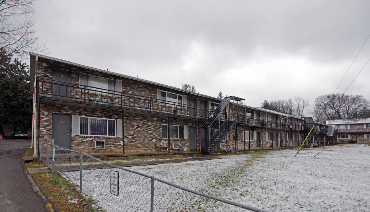 Southmont Apartments in Knoxville, TN - Building Photo