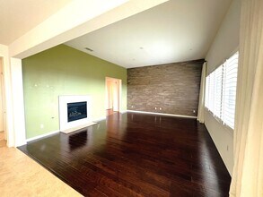 12595 Encino Ct in Rancho Cucamonga, CA - Building Photo - Building Photo