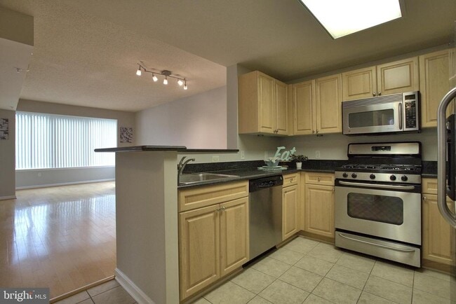 property at 2726 Gallows Rd