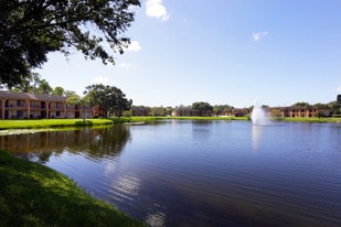 Sandy Lane in Largo, FL - Building Photo